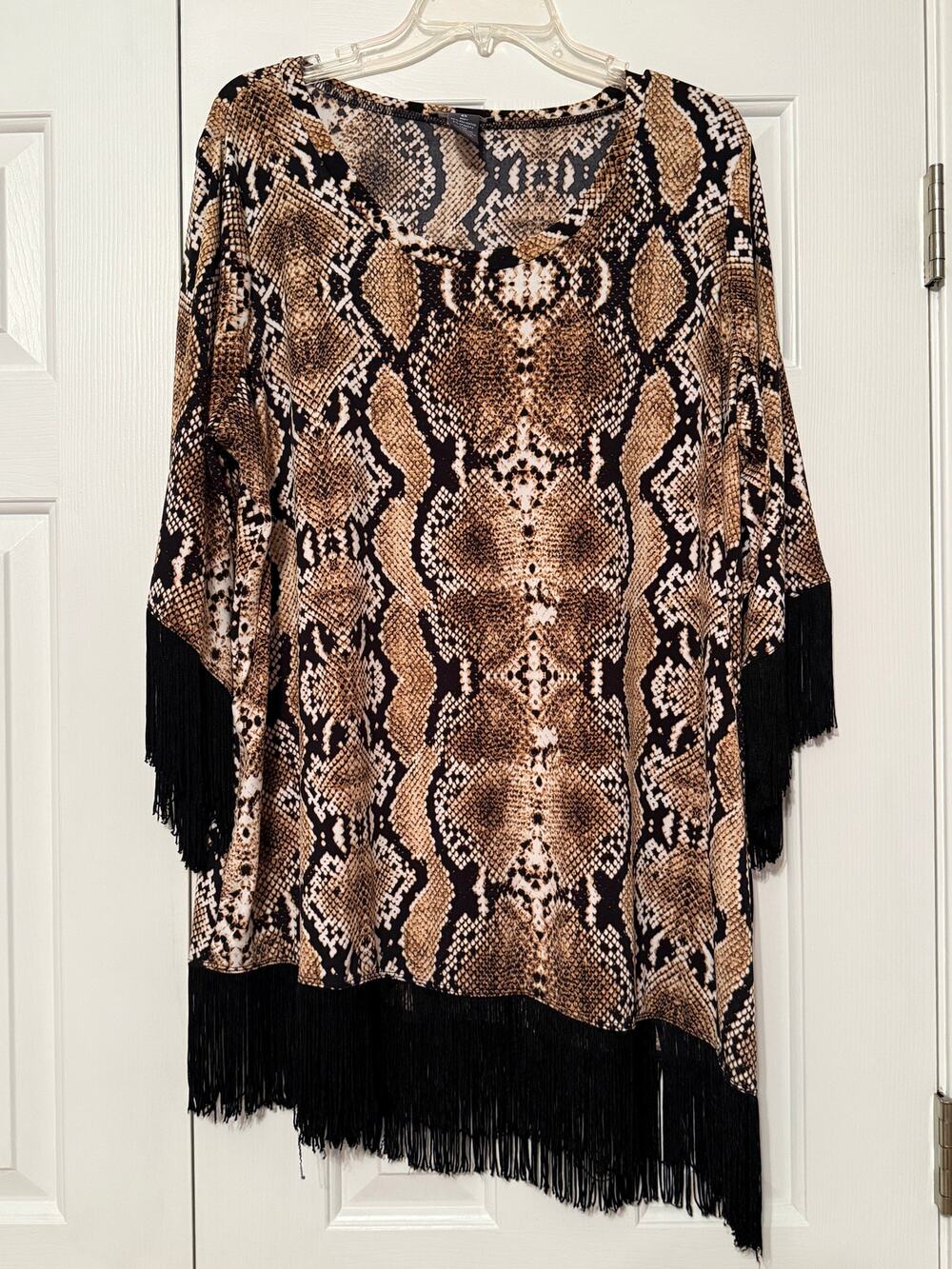 Chelsea & Theodore Woman Snake Skin Print Tunic, Size 2X